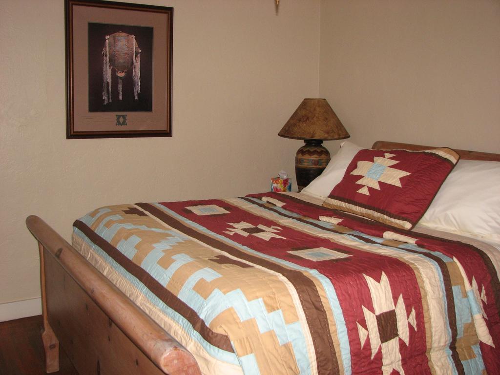 Cottonwood Hotel Rum bild